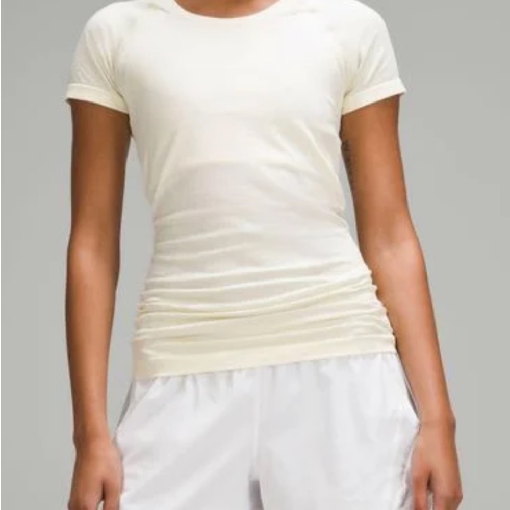 Swiftly Tech Short Sleeve 2.0 - Picture 2 of 6